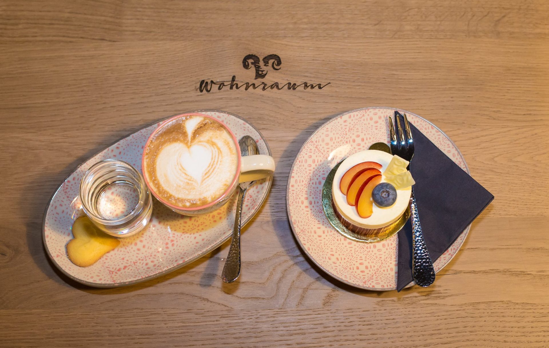 PuGWohnraumUnserCafé